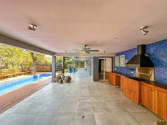 Imagem Casa em Condomínio a Venda no bairro Granja Viana - Carapicuíba, SP