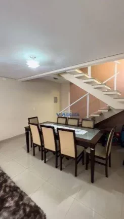 Imagem Sobrado com 4 dormitórios à venda, 202 m² por R$ 1.100.000 - Portal dos Gramados - Guarulhos/SP. Estuda Permuta
