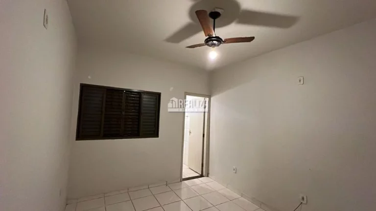 Imagem Casa à venda no Jardim Nenê Gomes, Uberaba!