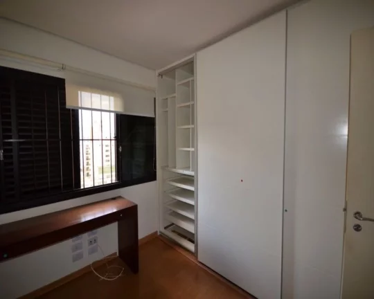 Imagem Cobertura duplex, toda diferenciada. Piso Inferior: 02 dormitórios sendo 01 suíte com closet, banh...