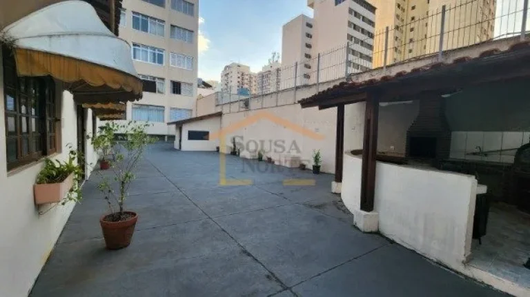Imagem Apartamento com 80m², 3 dormitórios, sendo 1 suite, armários nos dormitórios, sala para dois amb...