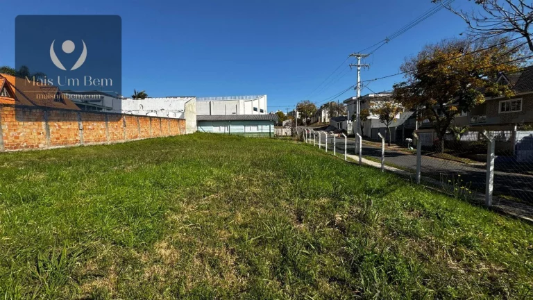 Imagem Terreno de esquina à venda por R$ 690.000 - Atuba - Curitiba/PR