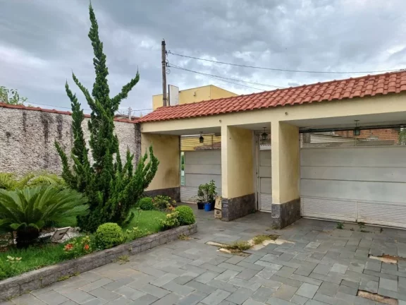 Imagem Sobrado à venda, 246 m² por R$ 880.000,00 - Vila Figueira - Suzano/SP