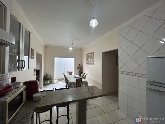Imagem Casa com Piscina à Venda no Novo Horizonte – 3 Quartos e Espaço Gourmet!