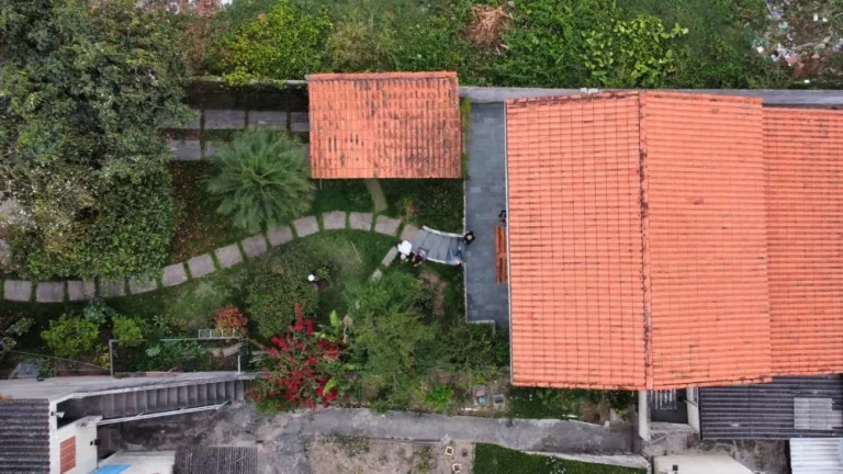 Imagem VENDO OU TROCA CASA NA RUA ILHA BELA JARDIM UBIRAJARA - SP