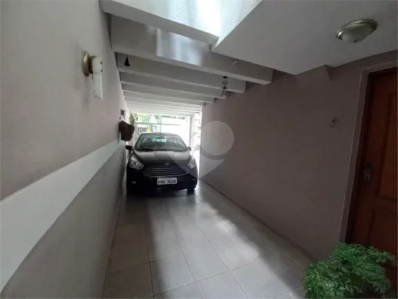 Imagem Sobrado à venda com 3 quartos em Vila Sônia, São Paulo - SP