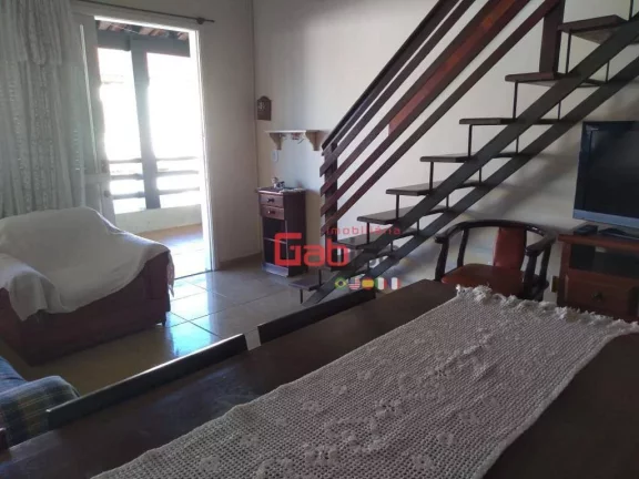 Imagem Casa com 2 dormitórios à venda, 70 m² por R$ 320.000,00 - Peró - Cabo Frio/RJ