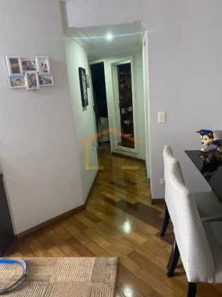 Imagem Apto com 3 dormitórios, sendo 1 suíte, sala 2 ambientes com sacada, banheiro social, cozinha, áre...
