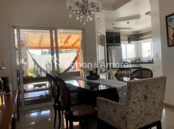 Imagem Casa à venda e3m condomínio fechado em Valinhos/SP com 3 suítes, piscina e área gourmet!

Sobrad...