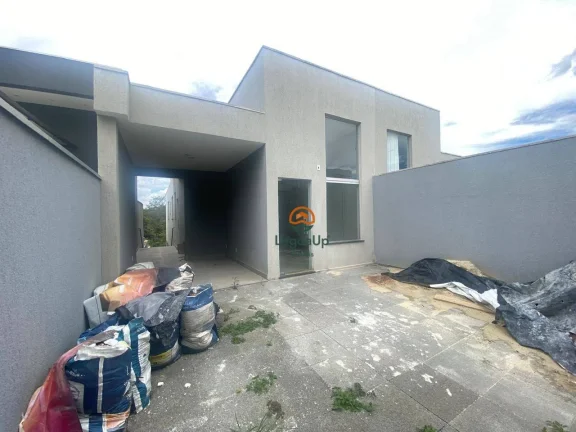 Imagem Casa com 3 dormitórios à venda, 140 m² por R$ 625.000,00 - Portal do Sol - Lagoa Santa/MG