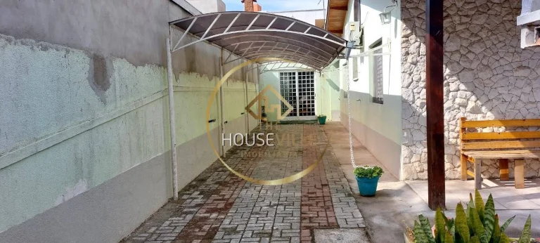 Imagem Casa 4 dormitórios e edícula na Vila Betânia.