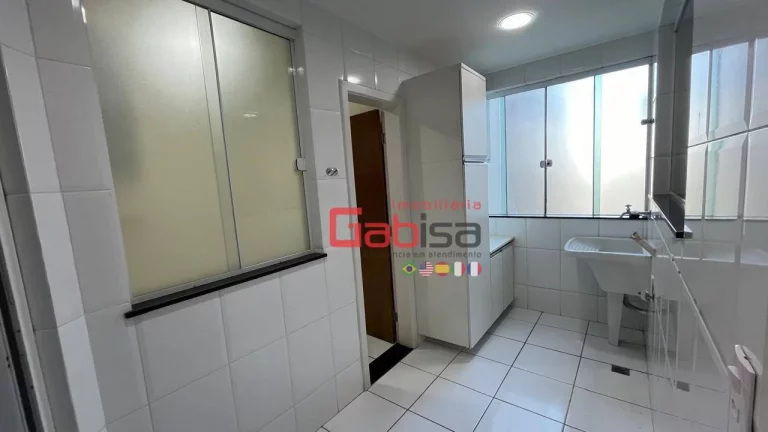 Imagem Apartamento com 3 dormitórios para alugar, 120 m² por R$ 6.016,67/mês - Algodoal - Cabo Frio/RJ