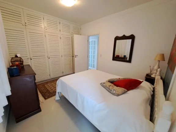 Imagem APARTAMENTO AMPLO TOTALMENTE REFORMADO COM 5 SUÍTES COM VISTA PARA O MAR