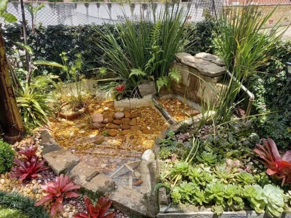 Imagem Casa para Venda em Teresópolis / RJ no bairro Várzea