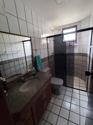 Imagem Apartamento Alto Padrão, 02 Quartos, 01 Suite, 03 Banheiros, Elevador, Area de Lazer, Beira Mar, Praia do Morro, Guarapari - ES
