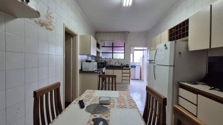 Imagem Excelente apartamento de 2 dormitórios no Gonzaga!