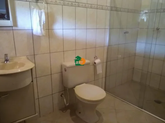 Imagem Chácara para Venda em São Roque, Sorocamirim, 3 dormitórios, 3 suítes, 4 banheiros