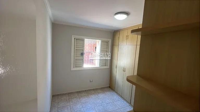 Imagem Casa padrão à venda em Boa Vista, Uberaba: 3 dormitórios, piscina e espaço gourmet.