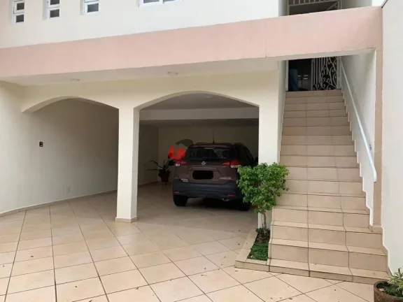 Imagem Sobrado à venda 3 Quartos, 1 Suite, 4 Vagas, 220M², Santa Maria, São Caetano do Sul - SP