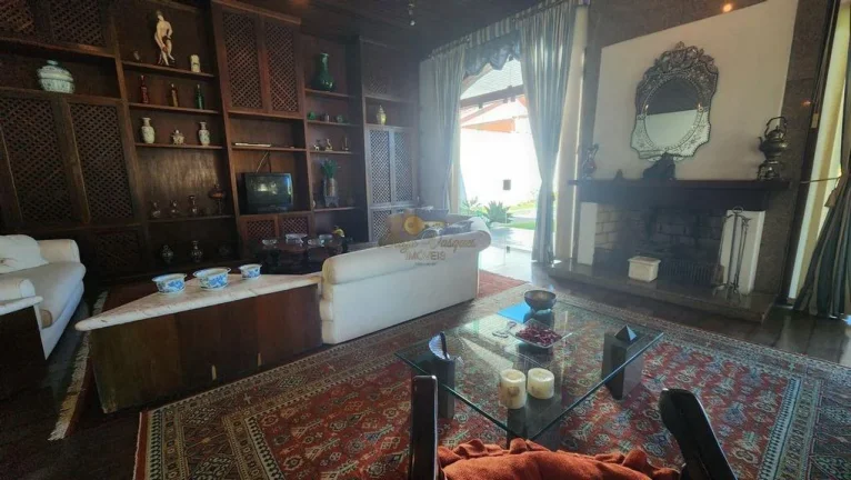 Imagem Casa para Venda em Teresópolis / RJ no bairro Alto