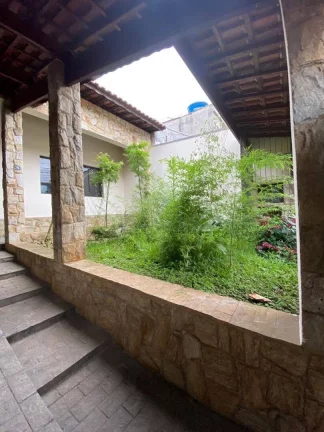 Imagem Casa com 3 dormitórios para alugar, 240 m² por R$ 4.478,45/mês - Vila Luzita - Santo André/SP