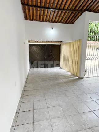 Imagem Casa à venda na Areia Branca com 3 quartos, sendo 1 suíte, PETROLINA - PE