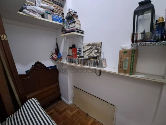 Imagem Apartamento à venda em Copacabana, 60m2, quarto, sala, dependência e 2Banh