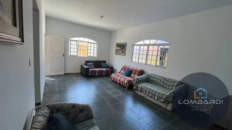 Imagem Ótima casa no Perequê-açú !