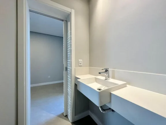 Imagem Casa em Condominio 4 Dormitórios - Bairro --