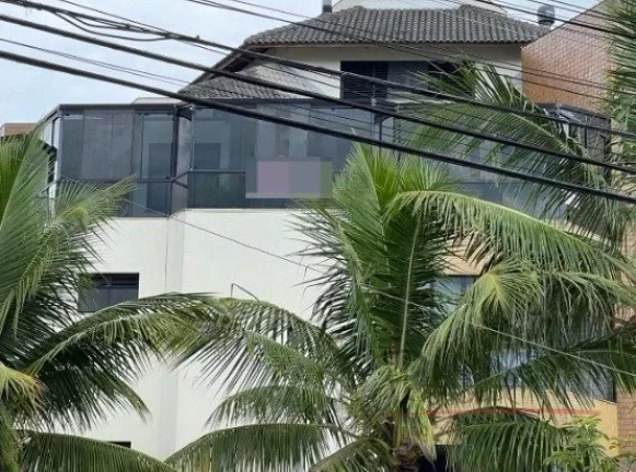 Imagem Uma cobertura de 04 suítes à venda em Jurerê Internacional. Este imóvel possui 4 quartos sendo 4...