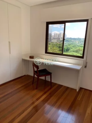 Imagem Apartamento impecável, localizado no melhor do Itaim Bibi, próximo ao Parque do Povo. Planta com 7...