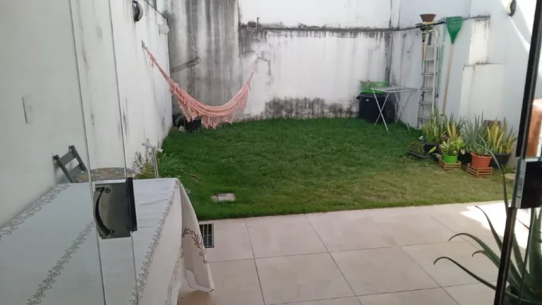 Imagem Casa Duplex à Venda em São João Batista BH, 3 Quartos, 117m²