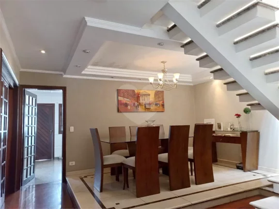 Imagem Casa à venda com 3 quartos, sendo 3 suítes, em Parque Monte Alegre, Taboão da Serra - SP