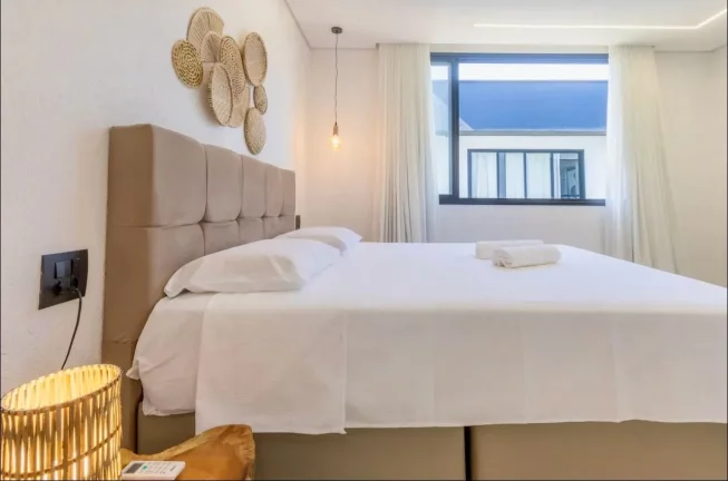Imagem LINDA RESIDÊNCIA DE ALTO PADRÃO Á VENDA DE PORTEIRA FECHADA EM CONDOMINIO EM ARRAIAL D'ÁJUDA - PORTO SEGURO - BAHIA