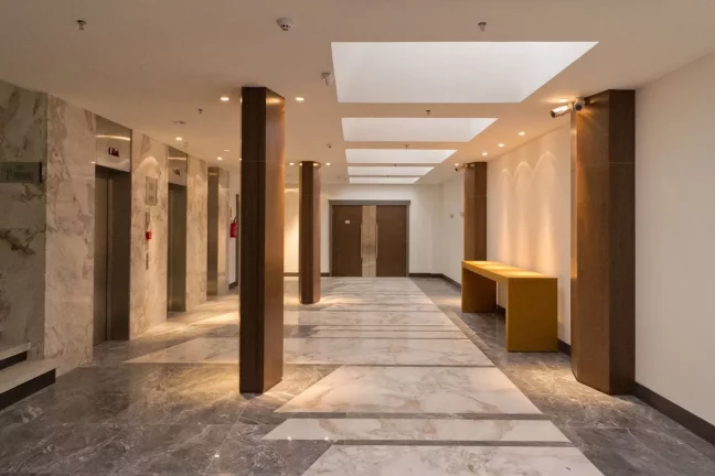 Imagem SALA COMERCIAL em Curitiba - PR, Centro