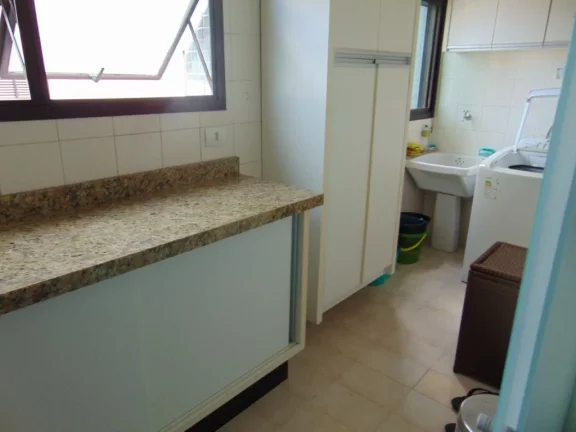 Imagem Apartamento com 3 dormitórios à venda, 197 m² - Pitangueiras - Guarujá/SP