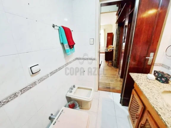 Imagem Copacabana – Avenida Nossa Senhora de Copacabana | Residencial › Apartamento 2 quarto(s) à Venda