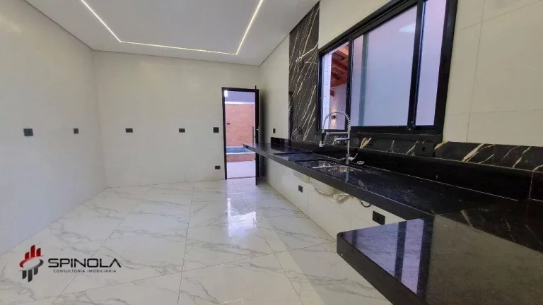 Imagem Sobrado com 3 dormitórios à venda, 180 m² por R$ 1.150.000,00 - Maracanã - Praia Grande/SP