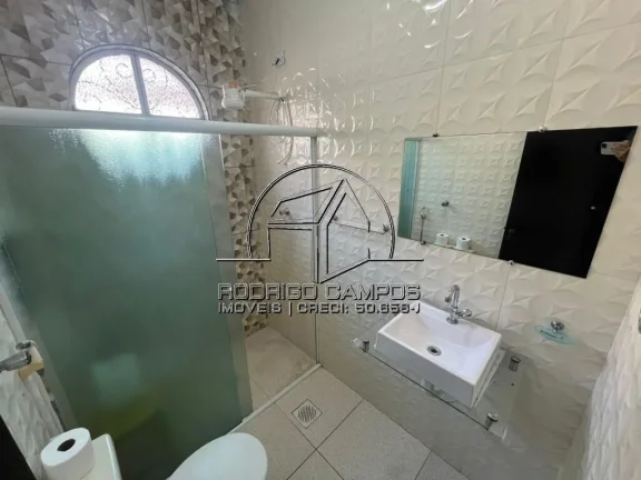 Imagem Espaçosa Casa Geminada 2 Quartos em Vila Assunção - Praia Grande