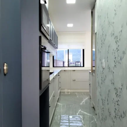 Imagem Sobrado alto padrão no Rio Pequeno, 3 quartos com piscina.