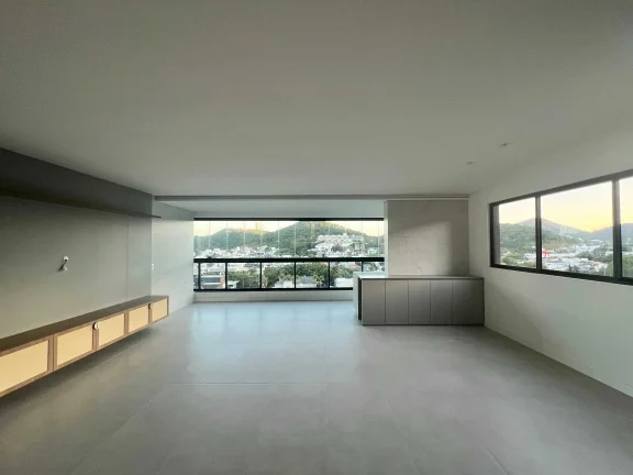 Imagem Apartamento com 3 suítes e 2 vagas de garagem na Praia Brava - Itajaí