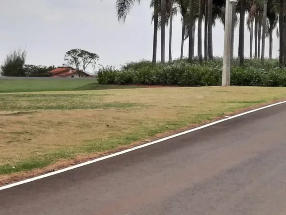 Imagem Terreno à venda, 450 m² por R$ 180.000,00 - Centro - Pardinho/SP