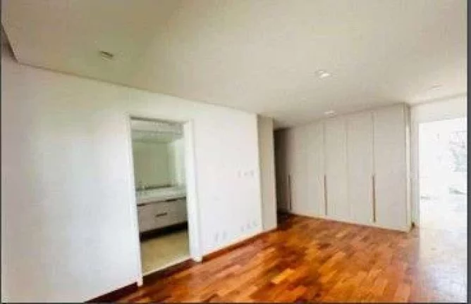 Imagem Casa de condomínio com 650 m², 4 quartos sendo 4 suítes à venda no bairro Alto da Boa Vista.