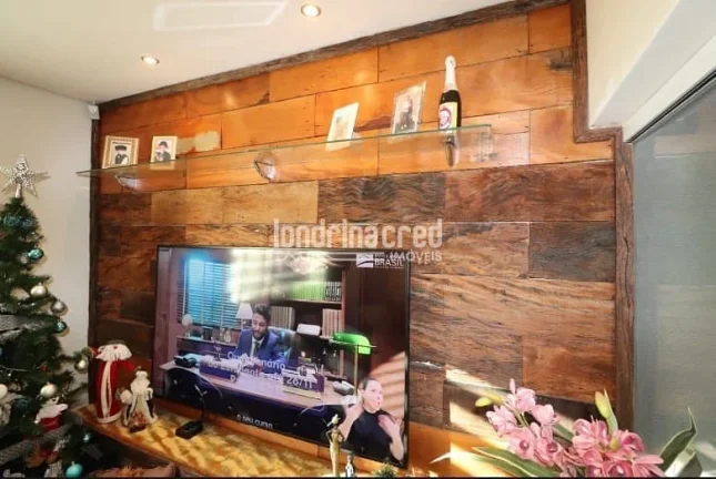 Imagem Casa à venda no Jardim Neman Sahyun em Londrina com 3 quartos, 1 suíte, 4 vagas de garagem, 140 m² de área útil , ótima oportunidade agora!