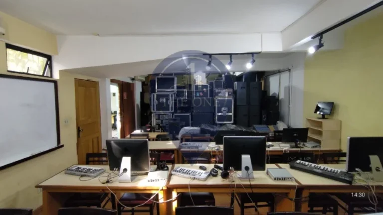 Imagem Imperdível oportunidade: Casa comercial de 12 salas e 8 banheiros na Vila Mariana, São Paulo-SP!