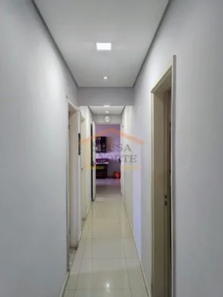 Imagem Imóvel com 109 m² de área útil, composto por 4 dormitórios, sala dois ambientes, cozinha com ar...