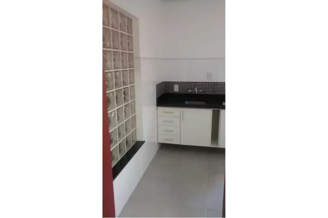 Imagem Apartamento à venda em Porto Alegre, Petrópolis, com 3 quartos, 77m2