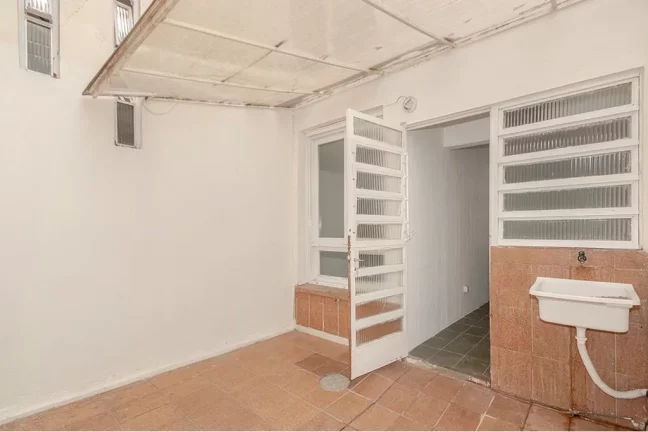 Imagem Apartamento à venda em Porto Alegre, Menino Deus, com 1 quarto, 46,29m2