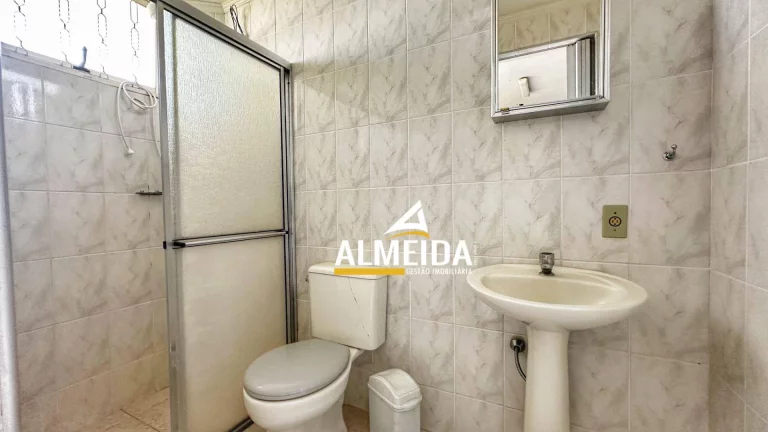 Imagem Kitnet com 4 dormitórios à venda, 130 m² por R$ 640.000 - Bela Vista - Rio Claro/SP