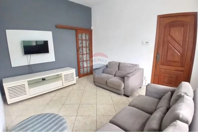 Imagem casa à venda com 2 quartos, 243 m² em Cascadura, Rio de Janeiro.